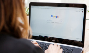 Más de 30 agencias online acusan a Google de competencia desleal