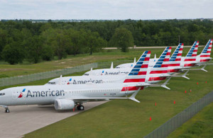 Tras el rebote en Wall Street, American Airlines y Carnival buscan liquidez