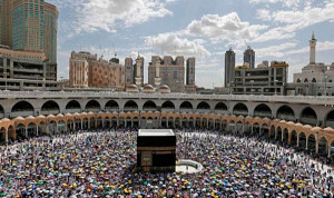 Arabia Saudí suspende la entrada de peregrinos a La Meca por el coronavirus