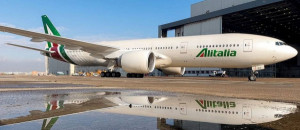  Bruselas aprueba una nueva ayuda para Alitalia de 39,7 M €