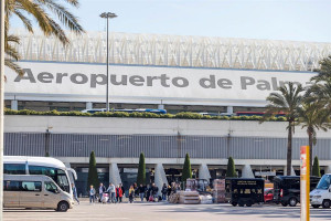 Limitan a cinco los aeropuertos de entrada a España en la desescalada