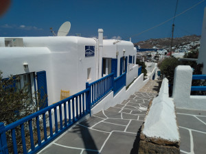 Grecia cerrará casi todos los hoteles hasta final de abril