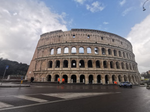 Italia impone una cuarentena de 5 días a viajeros de países de la UE