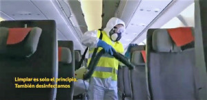 Así desinfectan sus aviones las aerolíneas españolas