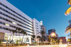 Riu reabre su hotel en Miami y retoma actividades en Estados Unidos