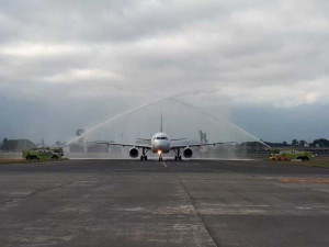 Ecuador reanuda vuelos domésticos con 30% de la capacidad