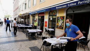 Lisboa, en confinamiento parcial por rebrotes del coronavirus