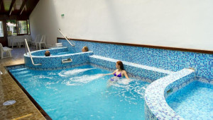 Uruguay autoriza piscinas de hoteles con separación de cinco metros