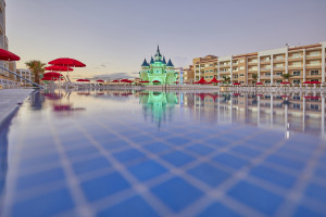 Grupo Piñero reactiva más hoteles en Canarias y Baleares "por la demanda"