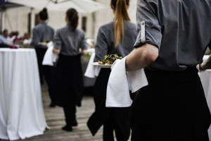 La hostelería española tiene 700.000 trabajadores menos hasta julio