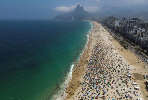 Sin temor a segunda ola, Río de Janeiro libera playas y discotecas