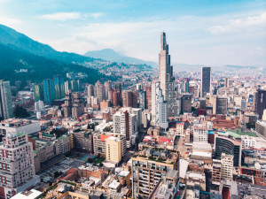 Smart Rooms abrirá un Yurbban en Palma e inaugura un condominio en Bogotá