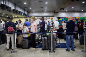 Venezuela suma excepciones: habilita vuelos con Bolivia y Rusia