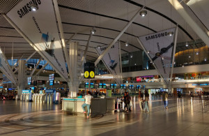 El tráfico de los aeropuertos caerá un 55% en 2021 según Moody's