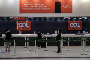 Brasil exigirá PCR negativo a quienes arriben a sus aeropuertos