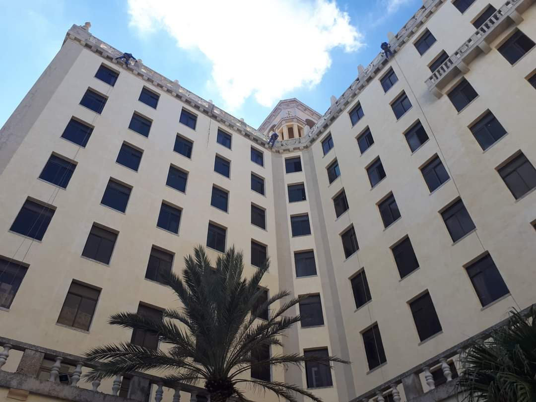 Desde este miércoles reabre el Hotel Nacional de Cuba, tras meses de cierre obligado y reformas.