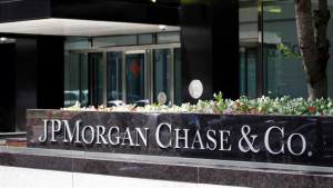 JPMorgan compra una firma de fidelización  para captar la vuelta de demanda