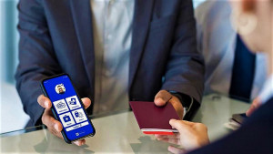 Los pasaportes de salud digitales que está probando la industria aérea
