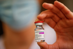 Empresarios colombianos piden poder comprar y aplicar vacunas