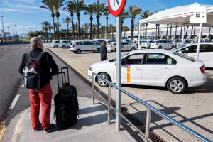 Baleares: permiten los viajes entre islas y desde el extranjero