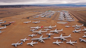El mayor parking aéreo de Europa, el aeropuerto de Teruel, se queda pequeño