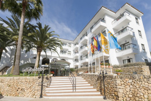 Palmira Hotels compra el Hotel Madrigal y creará un resort en Calviá