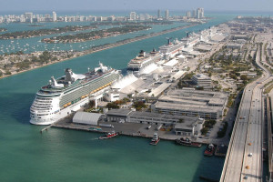 EEUU rebaja el riesgo de los cruceros para pasajeros vacunados