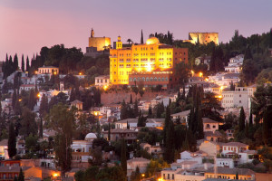 El Alhambra Palace reabre tras invertir 700.000 € en su reforma