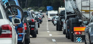 El Gobierno confirma que cobrará una tasa por el uso de las autovías