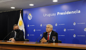 Turismo con vacunas en Uruguay: 200.000 dosis para extranjeros