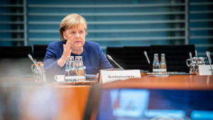 Alemania anuncia el confinamiento de no inmunizados y la vacuna obligatoria