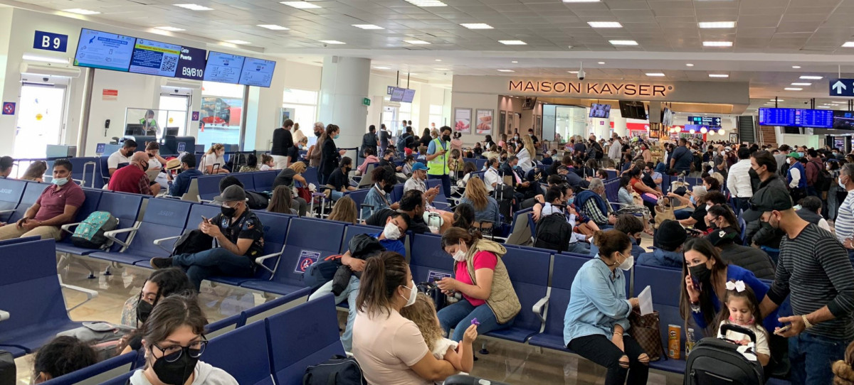 Aeropuerto de Cancún. Foto: @Alerta__QRoo 