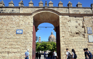 Andalucía se lanza a por el turista de proximidad antes de Semana Santa