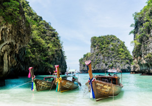 Tailandia planea implantar una tasa de siete euros a los turistas