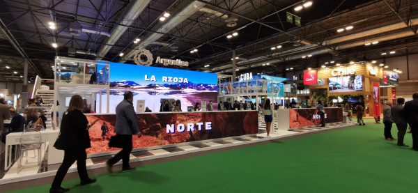 First tour of the America Pavilion of Fitur 2022