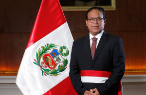 Perú: Pedro Castillo cambia su Gabinete, pero sostiene a Sánchez en Turismo