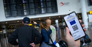 Alemania suspende tres meses el pasaporte COVID para entrar en el país
