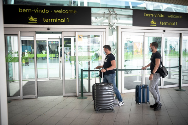 Portugal avança para Espanha para evitar filas nos aeroportos
