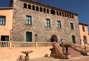 En venta una masia rebajada a menos de 3 M € en Terrassa para uso hotelero
