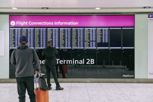 El caos en los aeropuertos hunde las reservas de último minuto
