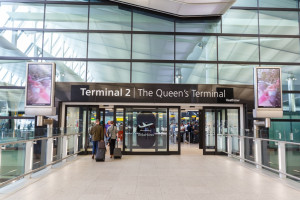 Heathrow extiende hasta octubre su límite de pasajeros