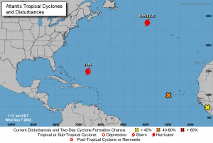 El huracán Kay amenaza Baja California y Earl se dirige a las Bermudas
