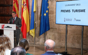 Ximo Puig prorrogará las ayudas al Imserso para hoteles valencianos