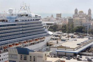 El puerto de Cádiz espera batir su récord de escalas de cruceros en 2023