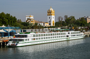 CroisiEurope propone navegar por el Guadalquivir en el Puente de Diciembre