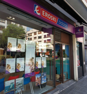 W2M compra Viajes Eroski
