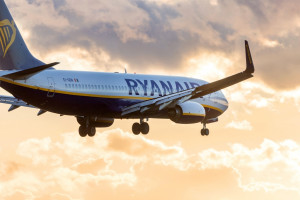 Ryanair reabrirá las bases de Lanzarote y Tenerife Sur