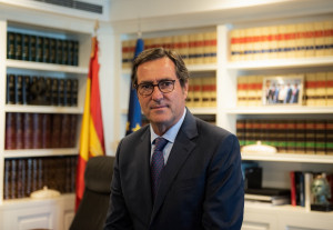 Antonio Garamendi seguirá al frente de la CEOE los próximos cuatro años