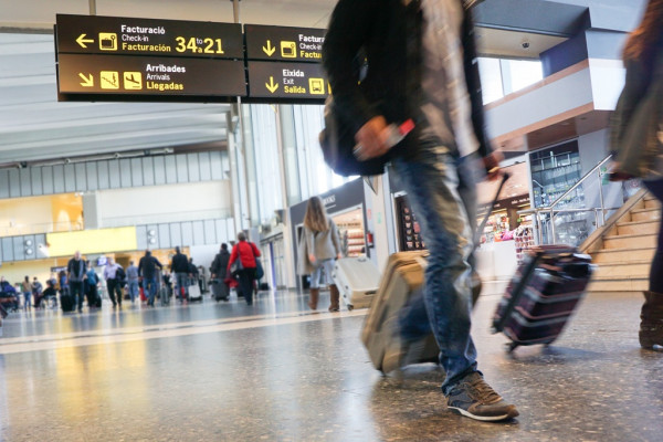 Los aeropuertos europeos salen de pérdidas en medio de grandes desafíos