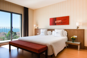 Ibersol vuelve a Murcia gestionando el Hotel Atrio del Mar
